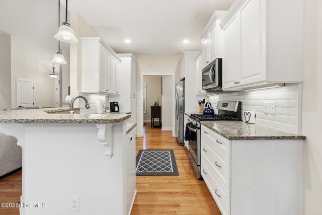 290 Pinyon Circle, Pinehurst, NC 28374