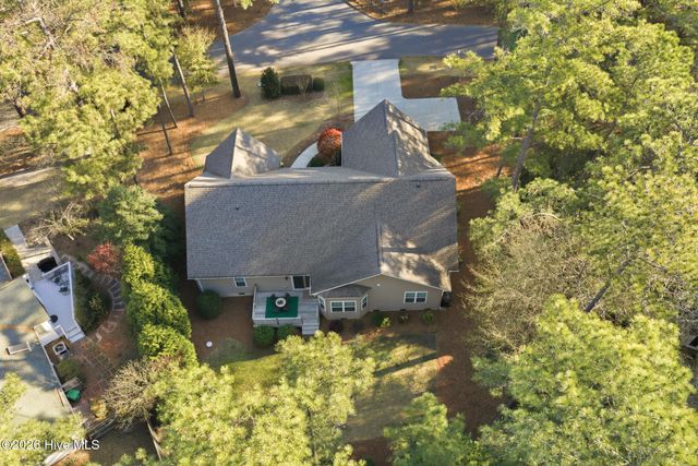290 Pinyon Circle, Pinehurst, NC 28374