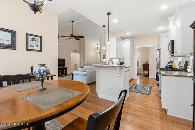 290 Pinyon Circle, Pinehurst, NC 28374