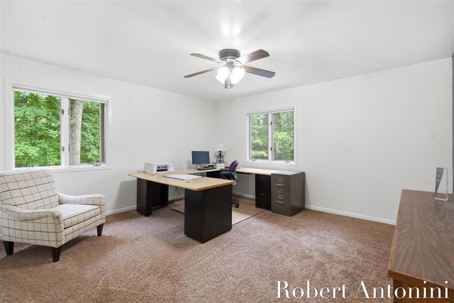 1708 Mont Rue Drive, Grand Rapids, MI 49546
