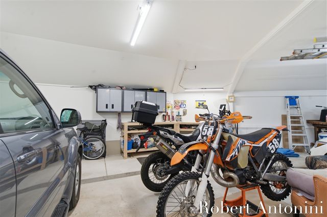 1708 Mont Rue Drive, Grand Rapids, MI 49546