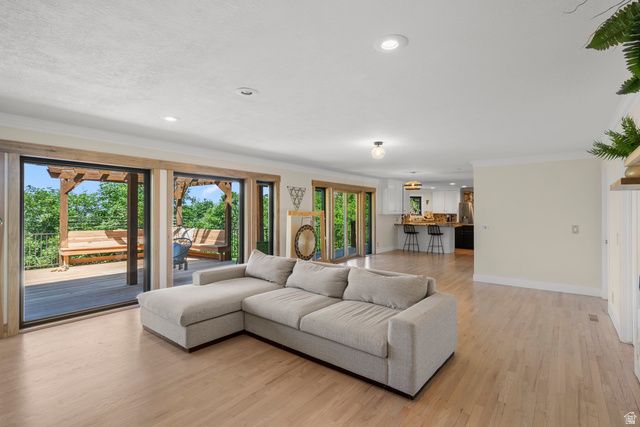 2692 S GRAND OAK CIR, Bountiful, UT 84010