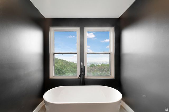 2692 S GRAND OAK CIR, Bountiful, UT 84010
