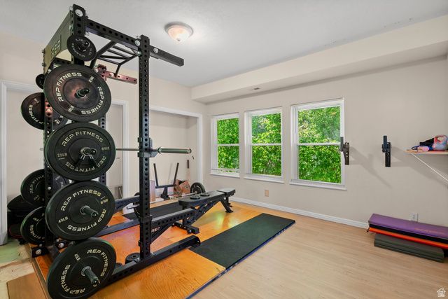 2692 S GRAND OAK CIR, Bountiful, UT 84010