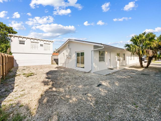 321 SW 14th Street 3, Fort Lauderdale, FL 33315