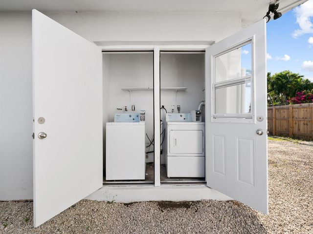 321 SW 14th Street 3, Fort Lauderdale, FL 33315