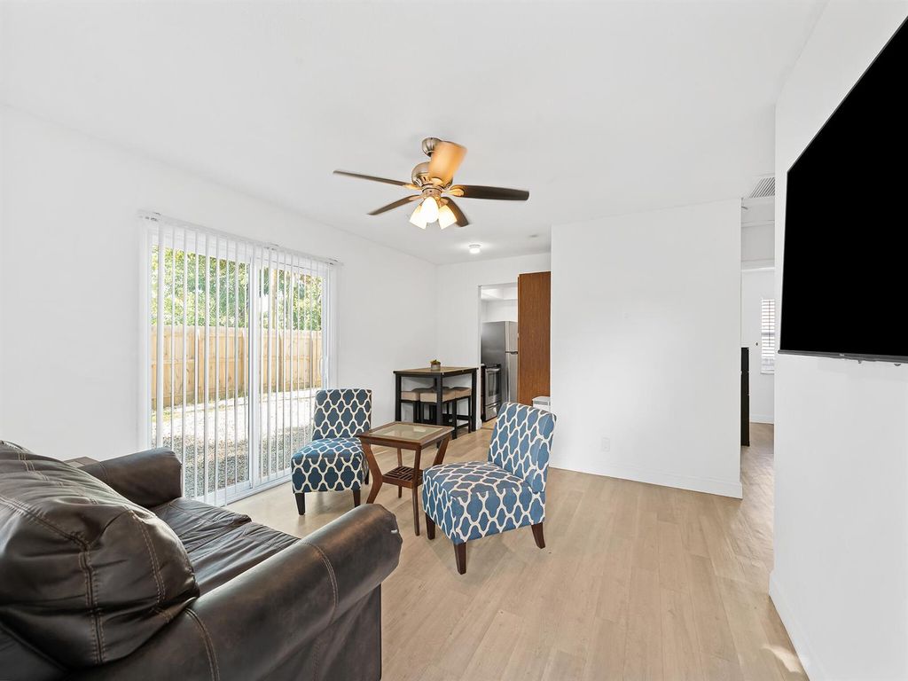 321 SW 14th Street 3, Fort Lauderdale, FL 33315