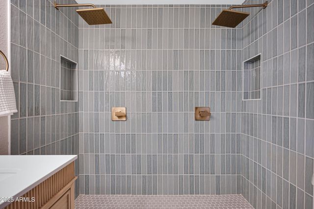 3350 E FLORIAN Avenue, Mesa, AZ 85204