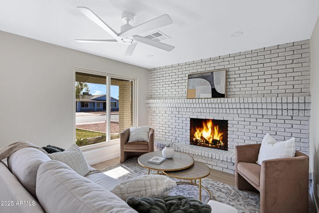 3350 E FLORIAN Avenue, Mesa, AZ 85204