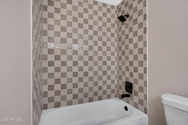 3350 E FLORIAN Avenue, Mesa, AZ 85204