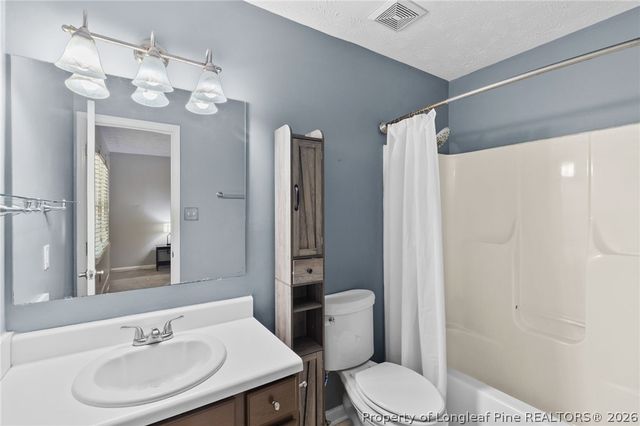 106 Stonesthrow Lane, Raeford, NC 28376