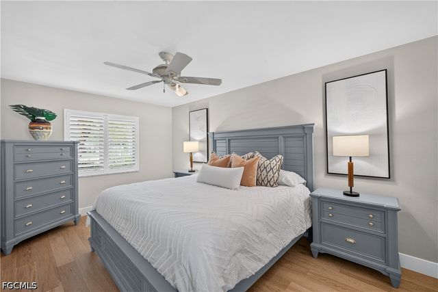 1590 Sandpiper ST, Naples, FL 34102