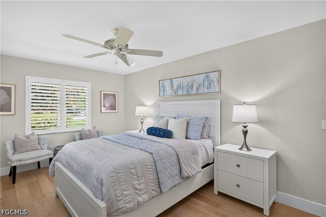 1590 Sandpiper ST, Naples, FL 34102