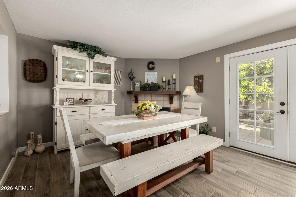 Image 14 of property listing at 5422 E DODGE Street, Mesa, AZ 85205