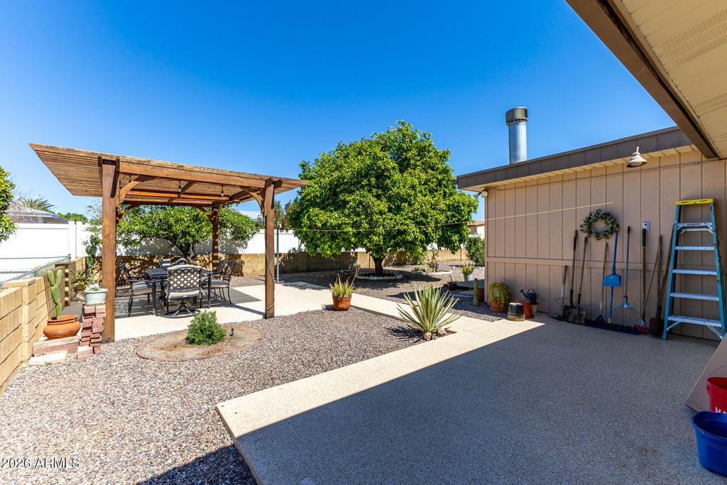 Image 25 of property listing at 5422 E DODGE Street, Mesa, AZ 85205