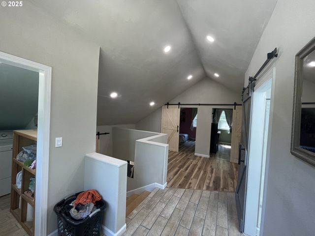 53621 WEEKLY CREEK Rd, Myrtle Point, OR 97458