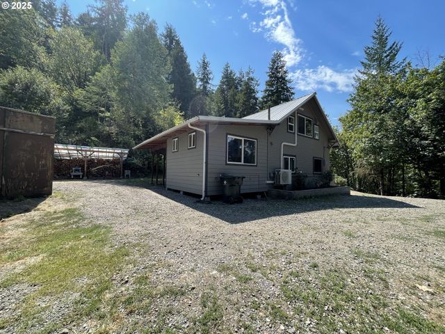 53621 WEEKLY CREEK Rd, Myrtle Point, OR 97458