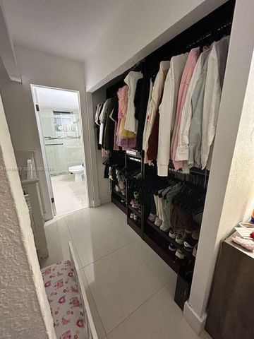 2903 N Miami Beach Boulevard 906, North Miami Beach, FL 33160
