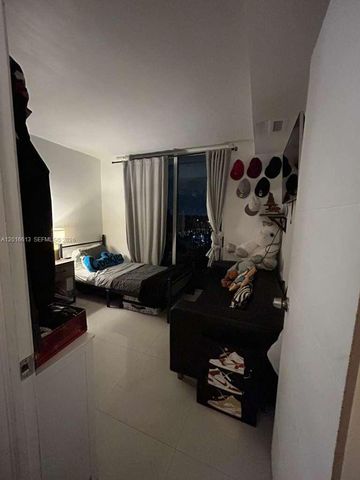 2903 N Miami Beach Boulevard 906, North Miami Beach, FL 33160