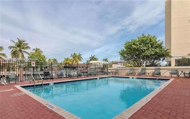 2903 N Miami Beach Boulevard 906, North Miami Beach, FL 33160