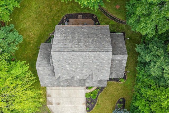 912 CHEROKEE COURT, Waupaca, WI 54981