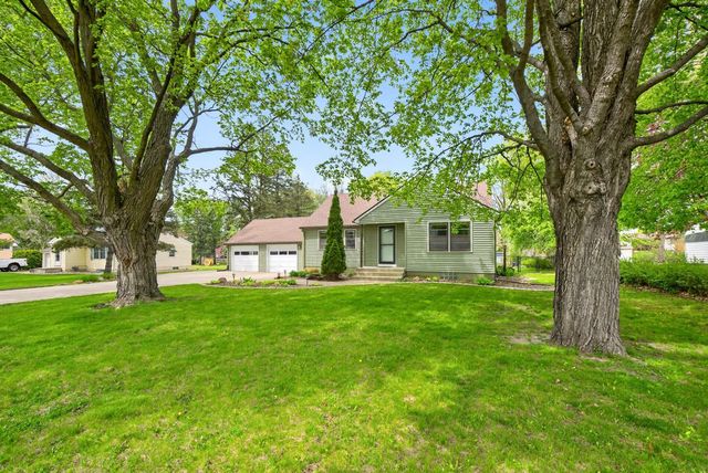509 31st Street NE, Rochester, MN 55906