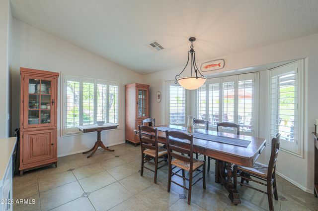 283 N SAN JUAN Trail, Casa Grande, AZ 85194