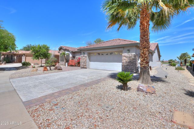 283 N SAN JUAN Trail, Casa Grande, AZ 85194