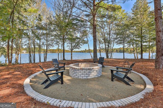 49 Leverett Drive, Newnan, GA 30265