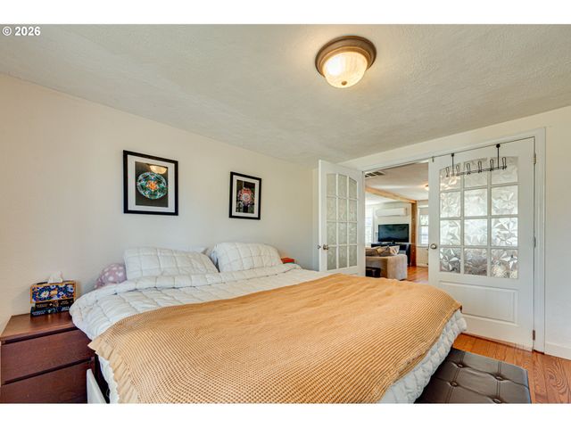 565 9TH St, Washougal, WA 98671