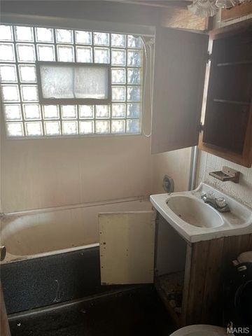 935 Murcia Street, St Louis, MO 63138