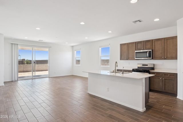 46535 W SKYLINE Drive, Maricopa, AZ 85139