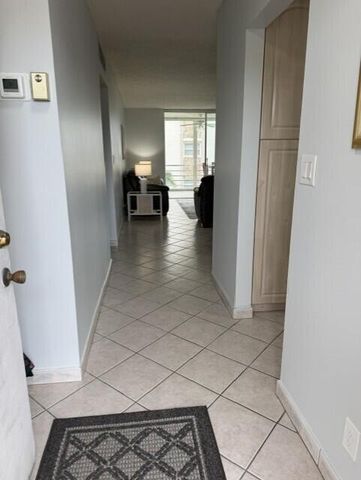 315 SE 11TH Terrace 203, Dania Beach, FL 33004