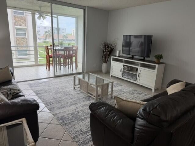 315 SE 11TH Terrace 203, Dania Beach, FL 33004