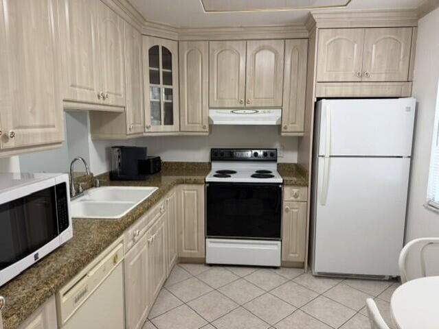 315 SE 11TH Terrace 203, Dania Beach, FL 33004