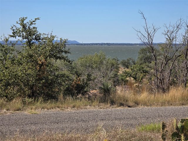 69 Peninsula DR, Burnet, TX 78611