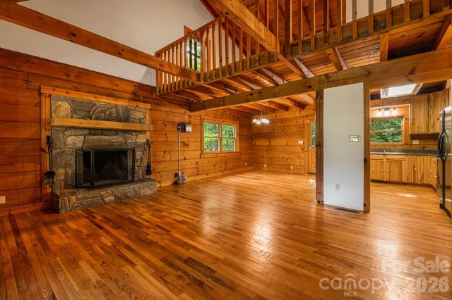 256 Fairway Loop, Burnsville, NC 28714