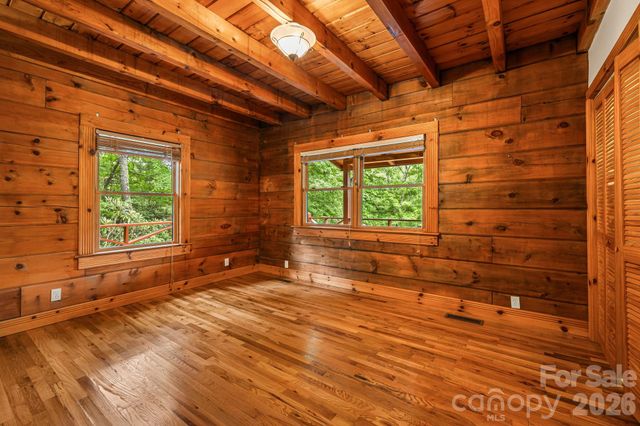 256 Fairway Loop, Burnsville, NC 28714