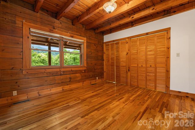 256 Fairway Loop, Burnsville, NC 28714