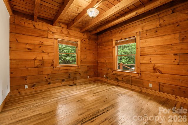 256 Fairway Loop, Burnsville, NC 28714