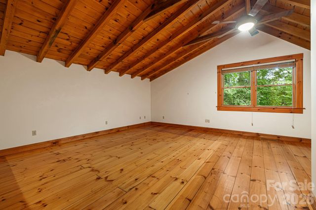 256 Fairway Loop, Burnsville, NC 28714