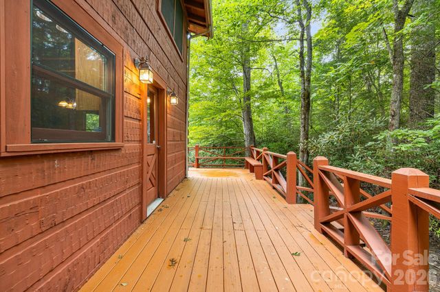 256 Fairway Loop, Burnsville, NC 28714