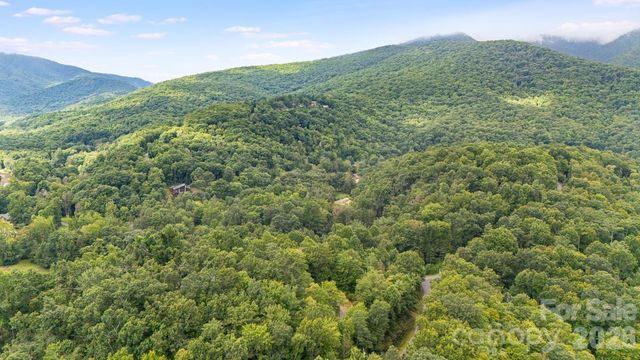 256 Fairway Loop, Burnsville, NC 28714