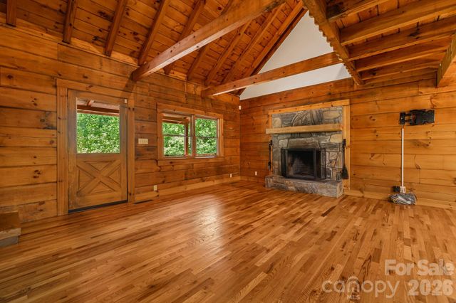 256 Fairway Loop, Burnsville, NC 28714