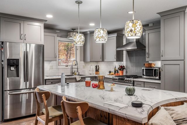 3222 Chancellor Drive, Fort Wayne, IN 46815