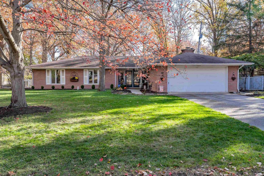 3222 Chancellor Drive, Fort Wayne, IN 46815