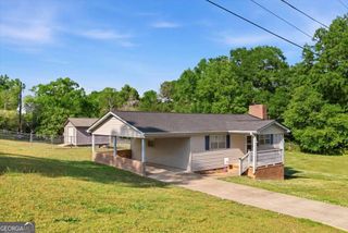 395 Dewberry Lane SE, Lindale, GA 30147