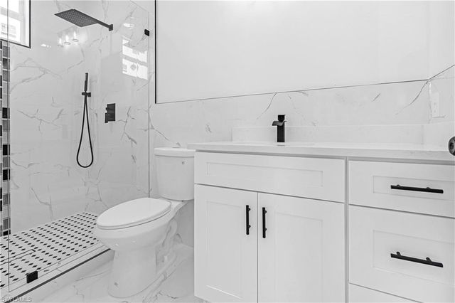 1905 Charles AVE N, Lehigh Acres, FL 33971