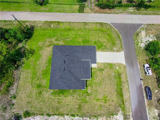 1905 Charles AVE N, Lehigh Acres, FL 33971