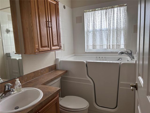 891 BEAVER RUN, Tavares, FL 32778